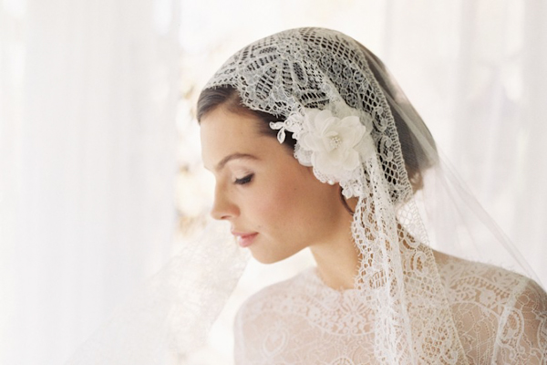 erica-elizabeth-wedding-headpieces-and-veils-4