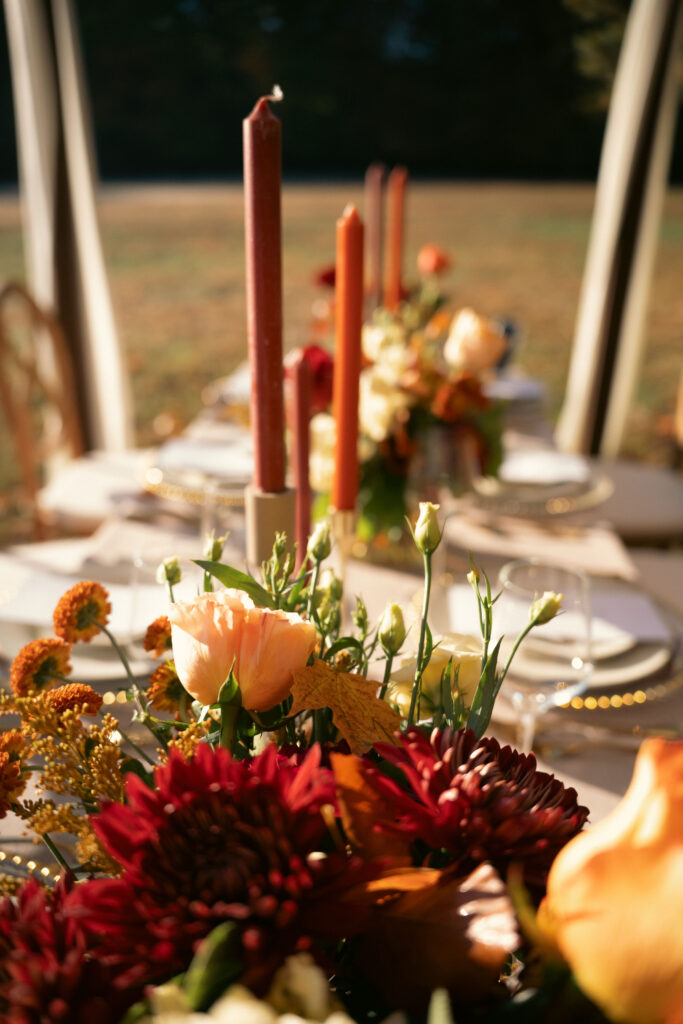 Discover the art of autumn gatherings with Marshecka Weddings & Events. This West Michigan tablescape, inspired by the warmth and renewal of fall, blends rich tones, soft candlelight, and thoughtful design to create moments of connection and gratitude.